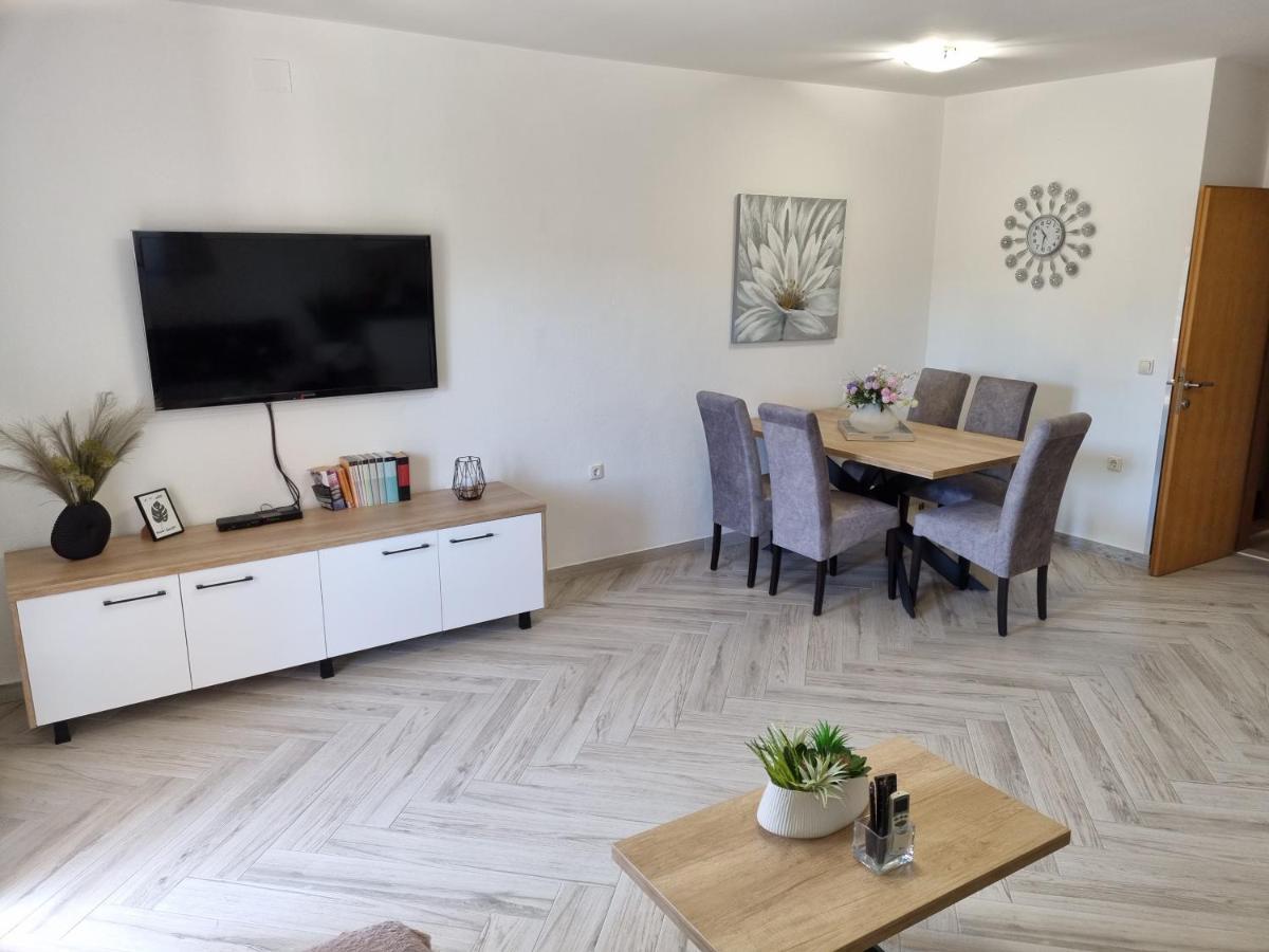 Apartments Ledic Krvavica Extérieur photo